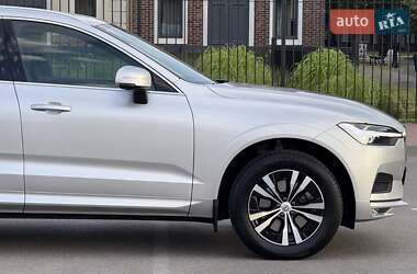 Внедорожник / Кроссовер Volvo XC60 2020 в 