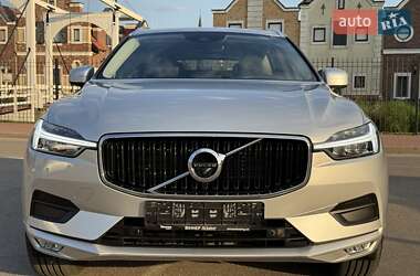 Внедорожник / Кроссовер Volvo XC60 2020 в 