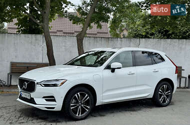 Внедорожник / Кроссовер Volvo XC60 2017 в Ровно