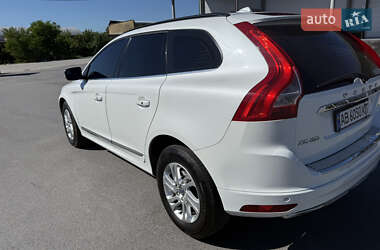 Внедорожник / Кроссовер Volvo XC60 2016 в 
