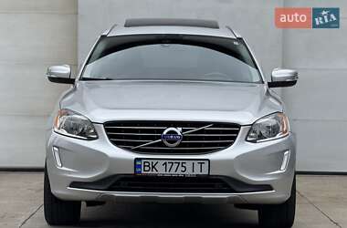 Внедорожник / Кроссовер Volvo XC60 2015 в 
