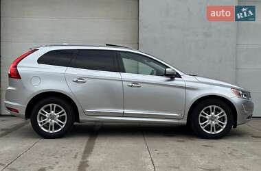 Внедорожник / Кроссовер Volvo XC60 2015 в 