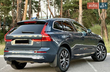 Внедорожник / Кроссовер Volvo XC60 2021 в 