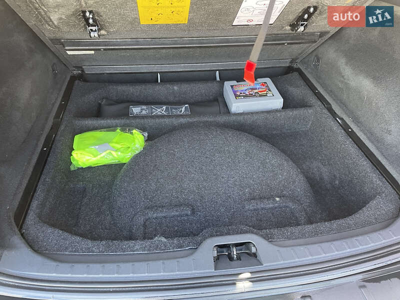 Позашляховик / Кросовер Volvo XC60 2012 в Нововолинську