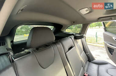 Внедорожник / Кроссовер Volvo XC60 2015 в 