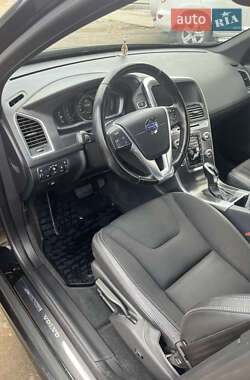 Внедорожник / Кроссовер Volvo XC60 2015 в 