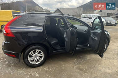 Внедорожник / Кроссовер Volvo XC60 2015 в 
