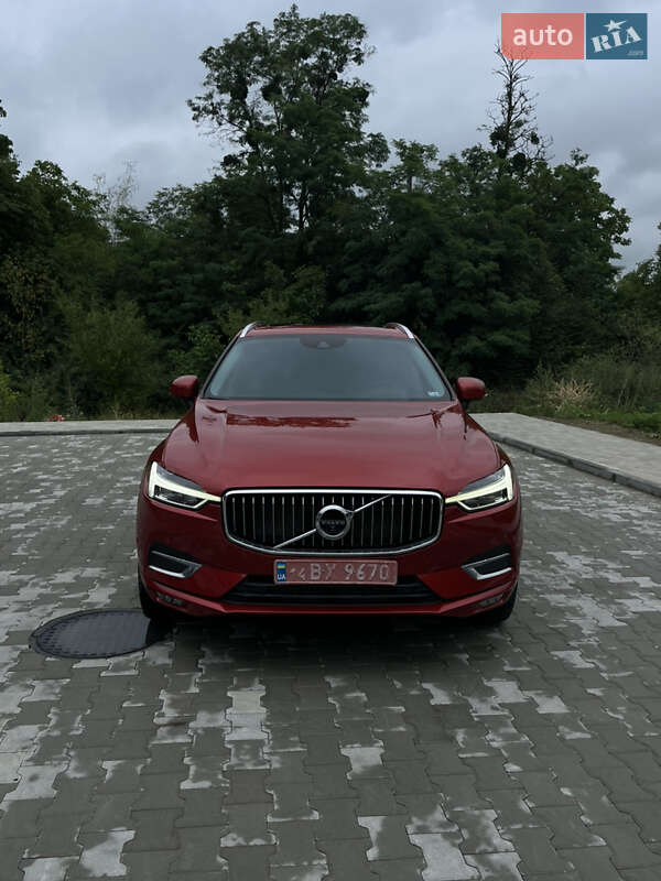 Внедорожник / Кроссовер Volvo XC60 2020 в 