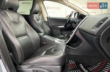 Позашляховик / Кросовер Volvo XC60 2012 в 