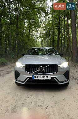 Внедорожник / Кроссовер Volvo XC60 2021 в 