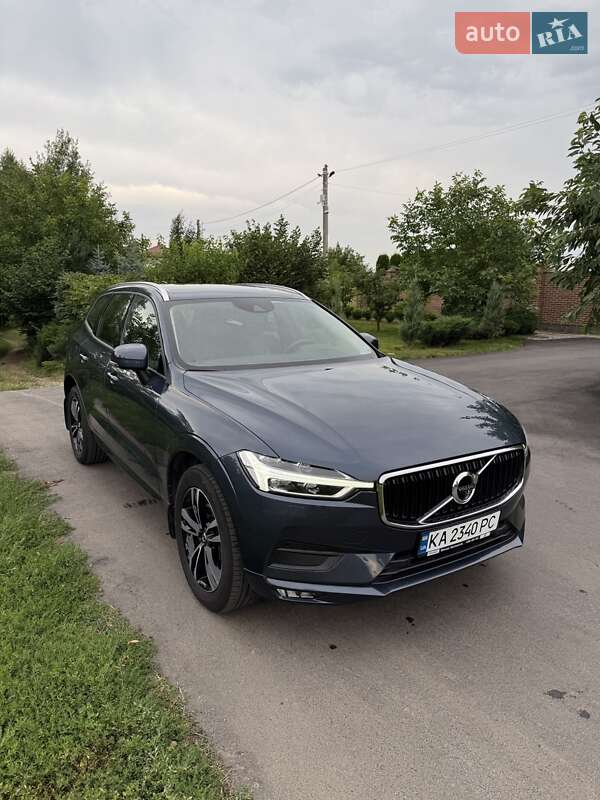 Внедорожник / Кроссовер Volvo XC60 2019 в 