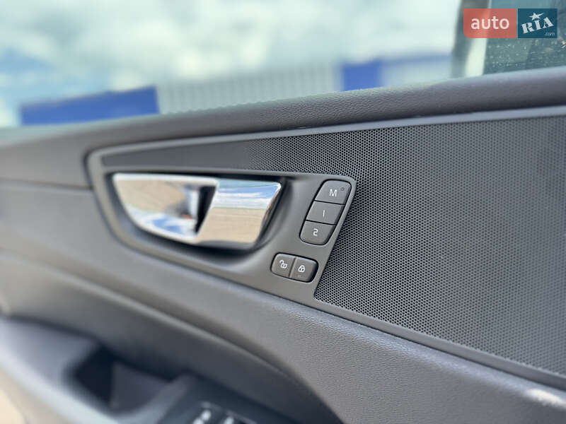 Позашляховик / Кросовер Volvo XC60 2017 в Рівному