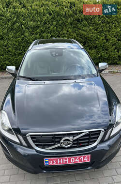 Внедорожник / Кроссовер Volvo XC60 2013 в 