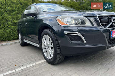 Внедорожник / Кроссовер Volvo XC60 2013 в 