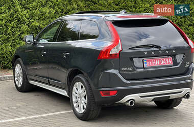 Внедорожник / Кроссовер Volvo XC60 2013 в 
