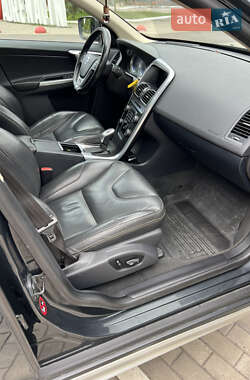 Внедорожник / Кроссовер Volvo XC60 2013 в 