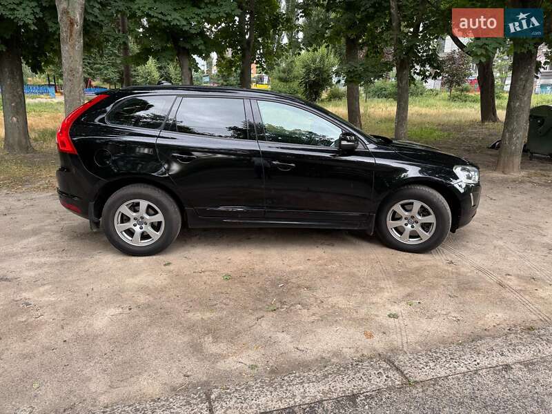 Позашляховик / Кросовер Volvo XC60 2014 в Києві