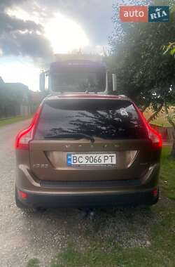 Внедорожник / Кроссовер Volvo XC60 2010 в 