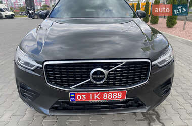 Внедорожник / Кроссовер Volvo XC60 2020 в 