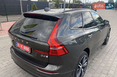 Внедорожник / Кроссовер Volvo XC60 2020 в 