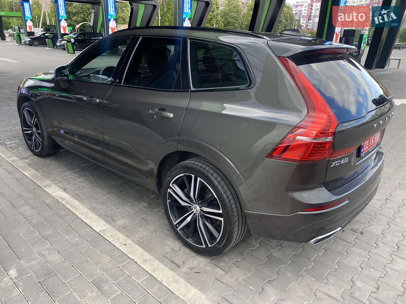 Внедорожник / Кроссовер Volvo XC60 2020 в Луцке
