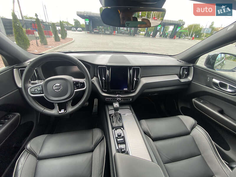 Внедорожник / Кроссовер Volvo XC60 2020 в Луцке