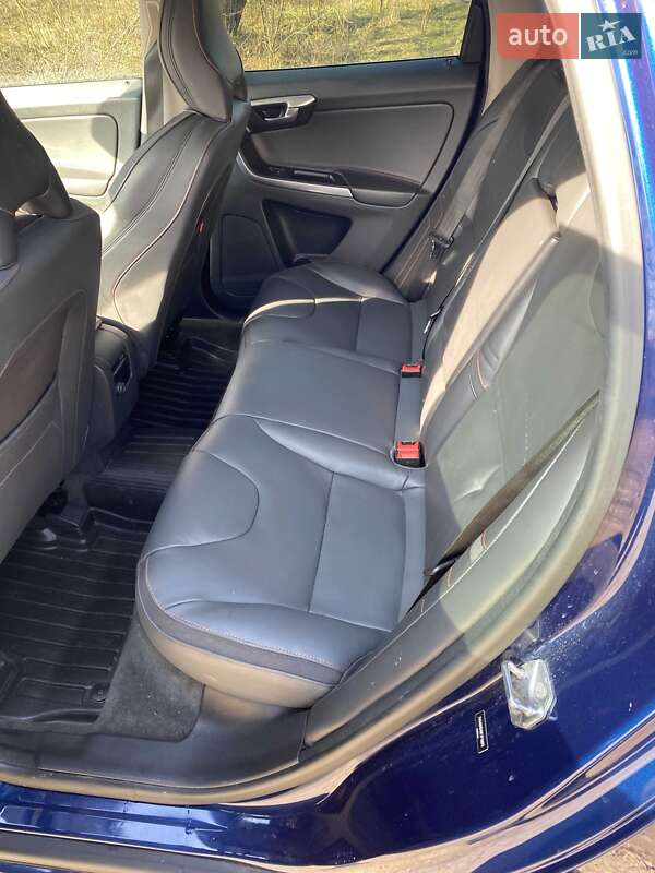 Внедорожник / Кроссовер Volvo XC60 2014 в Надворной фото 7 Внедорожник / Кроссовер Volvo XC60 2014 в Надворной