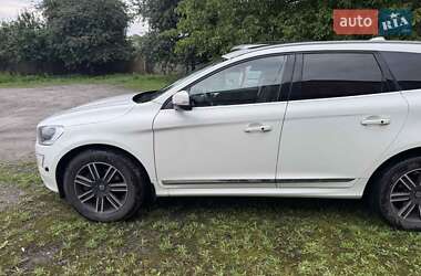 Внедорожник / Кроссовер Volvo XC60 2017 в 