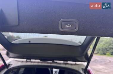 Внедорожник / Кроссовер Volvo XC60 2017 в 