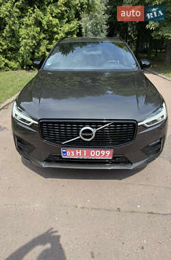 Внедорожник / Кроссовер Volvo XC60 2020 в Киеве