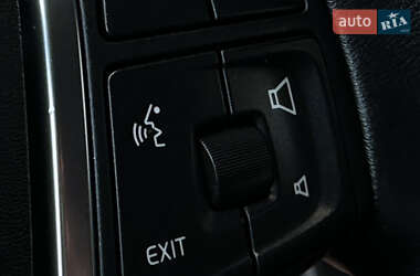Внедорожник / Кроссовер Volvo XC60 2014 в 
