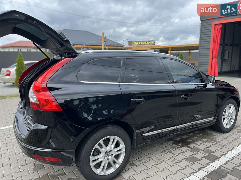 Внедорожник / Кроссовер Volvo XC60 2015 в Киеве