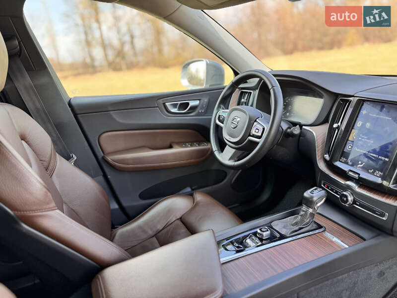 Внедорожник / Кроссовер Volvo XC60 2017 в Виннице фото 16 Внедорожник / Кроссовер Volvo XC60 2017 в Виннице
