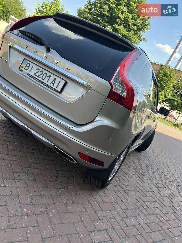 Внедорожник / Кроссовер Volvo XC60 2015 в Кременчуге фото 7 Внедорожник / Кроссовер Volvo XC60 2015 в Кременчуге
