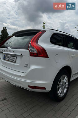 Внедорожник / Кроссовер Volvo XC60 2014 в 
