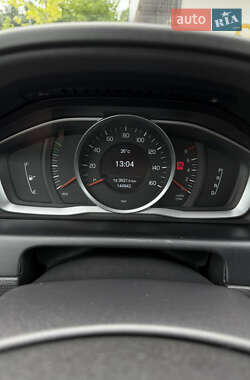 Внедорожник / Кроссовер Volvo XC60 2014 в 