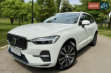 Внедорожник / Кроссовер Volvo XC60 2021 в 