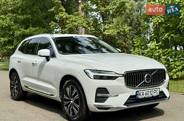 Внедорожник / Кроссовер Volvo XC60 2021 в 