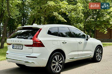 Внедорожник / Кроссовер Volvo XC60 2021 в 