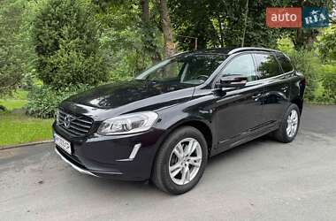 Внедорожник / Кроссовер Volvo XC60 2015 в 