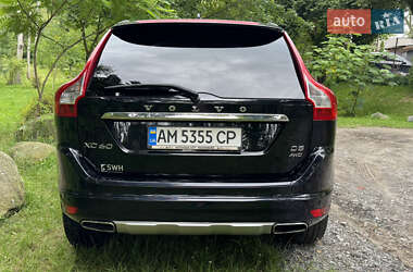 Внедорожник / Кроссовер Volvo XC60 2015 в 