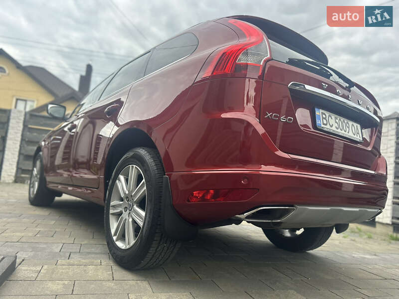 Позашляховик / Кросовер Volvo XC60 2017 в Львові