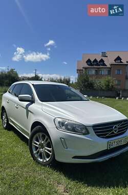 Внедорожник / Кроссовер Volvo XC60 2015 в 