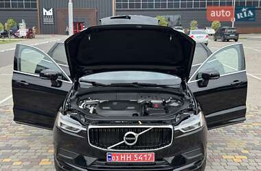 Внедорожник / Кроссовер Volvo XC60 2018 в 