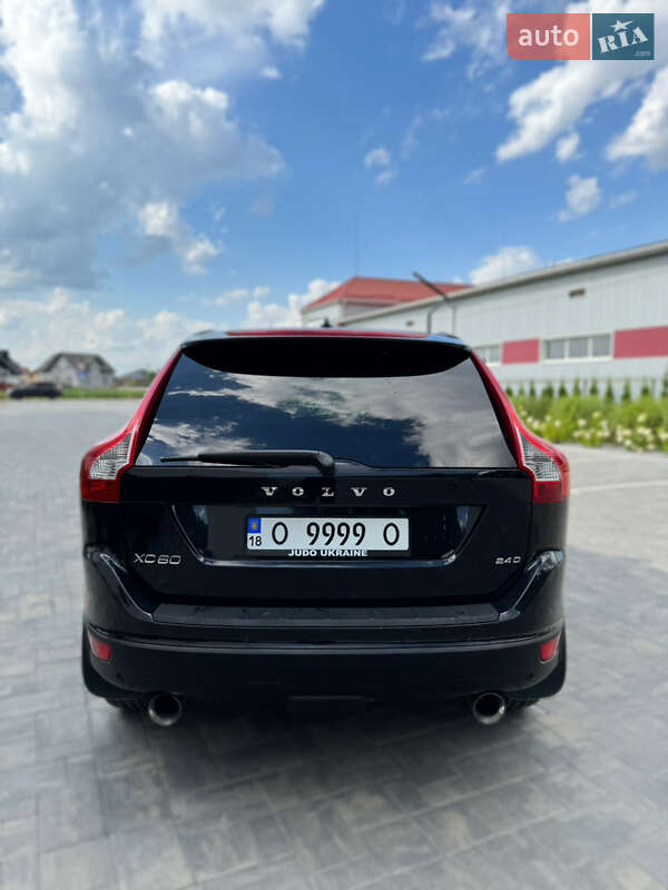 Внедорожник / Кроссовер Volvo XC60 2010 в Луцке