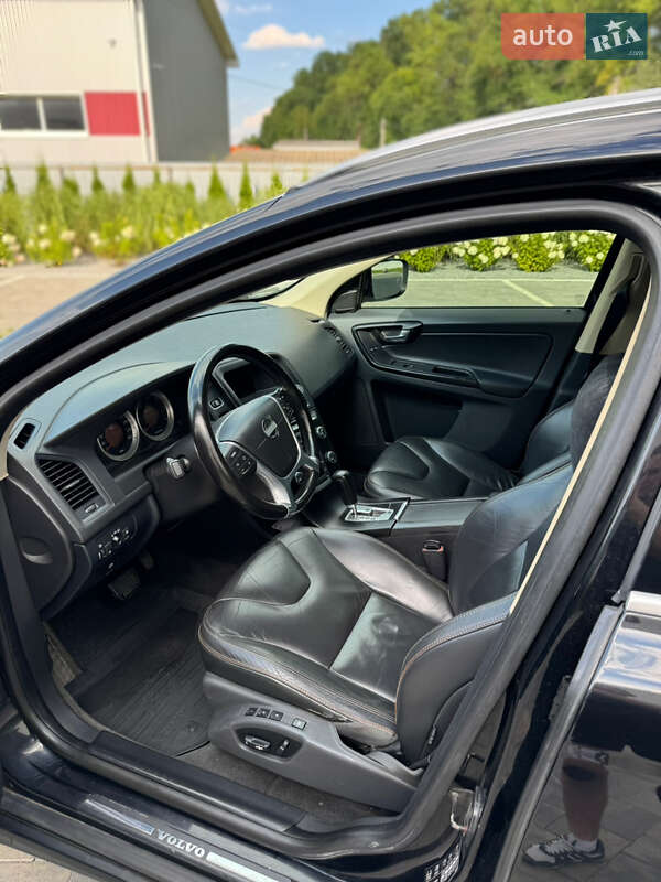 Внедорожник / Кроссовер Volvo XC60 2010 в Луцке