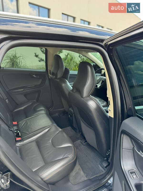 Внедорожник / Кроссовер Volvo XC60 2010 в Луцке