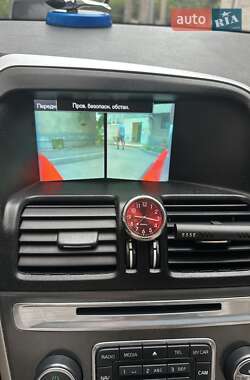 Внедорожник / Кроссовер Volvo XC60 2010 в 