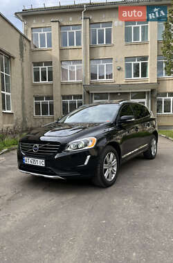 Внедорожник / Кроссовер Volvo XC60 2017 в 