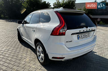 Внедорожник / Кроссовер Volvo XC60 2015 в 